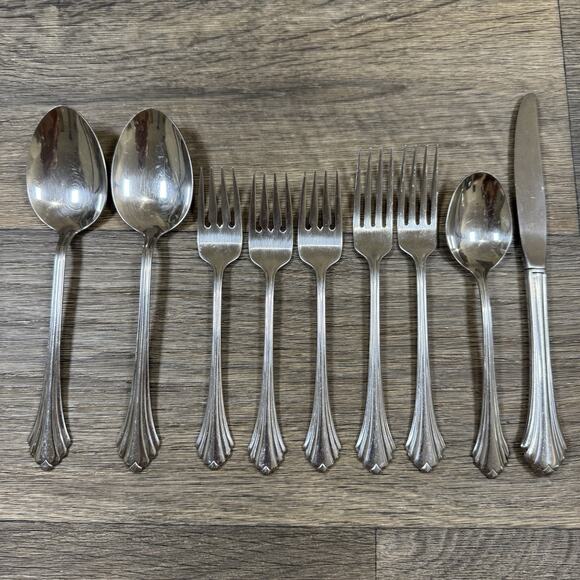 ONEIDA Bancroft 9 Piece Stainless Knife Dinner Salad Forks Serving Soup Spoons - Picture 1 of 14